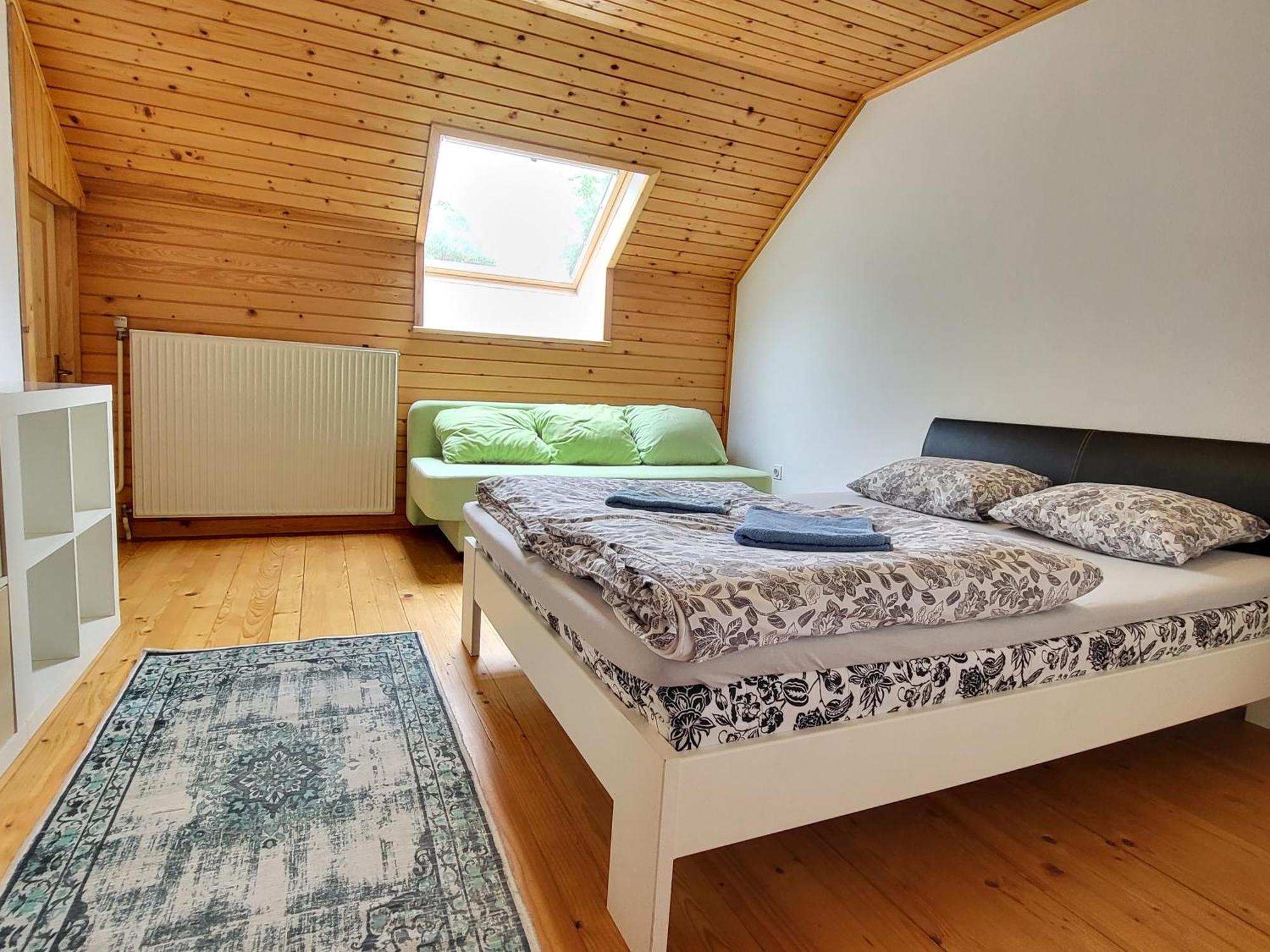 Готель Alp House Богиньська Бела Екстер'єр фото
